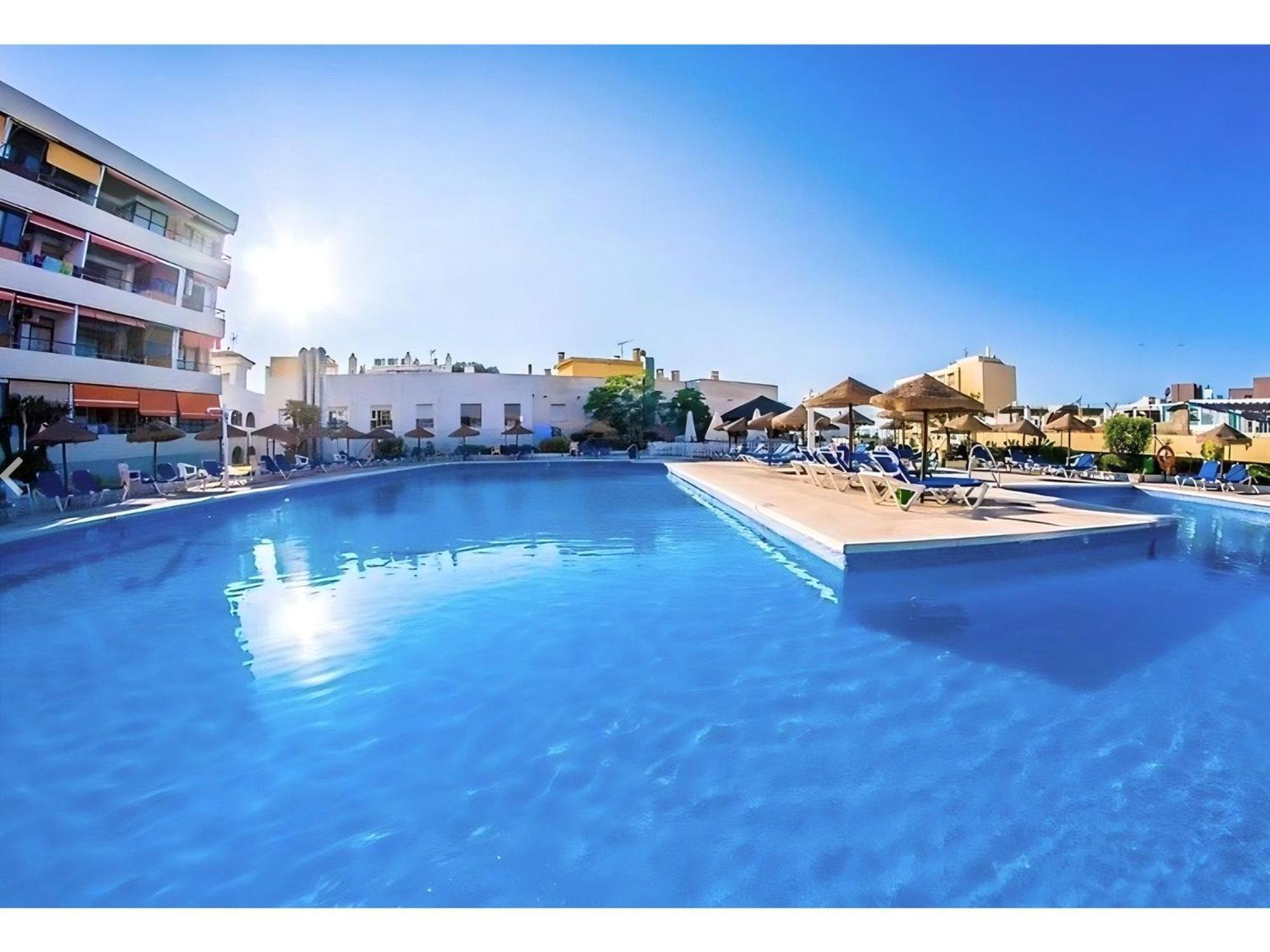 Oasis Sea & Sky - La Nogalera Torremolinos Exterior foto